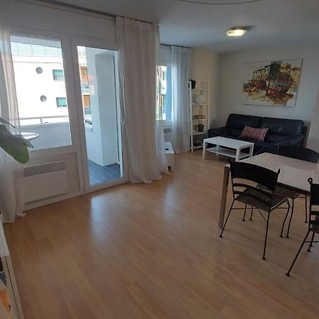 1ª Linea Reformado Y Frente Al Puerto Deportivo Firmamos Contrato Si El Cliente Lo Solicita Aunque Es Necesario Hacer La Reserva Para Poder Comunicarse Hospitalet De L'Infant Exterior photo