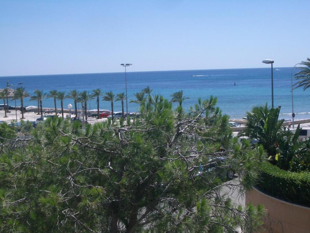 1ª Linea Reformado Y Frente Al Puerto Deportivo Firmamos Contrato Si El Cliente Lo Solicita Aunque Es Necesario Hacer La Reserva Para Poder Comunicarse Hospitalet De L'Infant Exterior photo