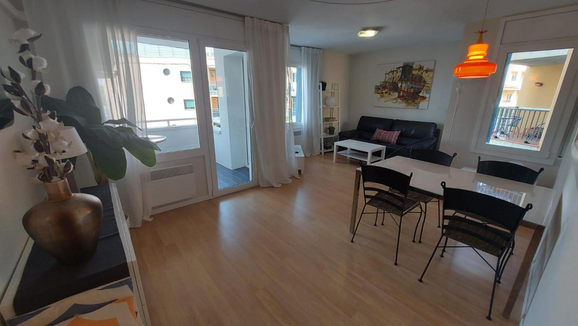 1ª Linea Reformado Y Frente Al Puerto Deportivo Firmamos Contrato Si El Cliente Lo Solicita Aunque Es Necesario Hacer La Reserva Para Poder Comunicarse Hospitalet De L'Infant Exterior photo